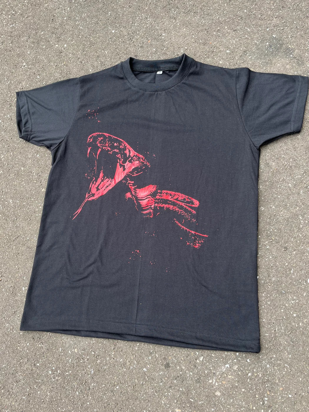 Red Snake | T-Shirt